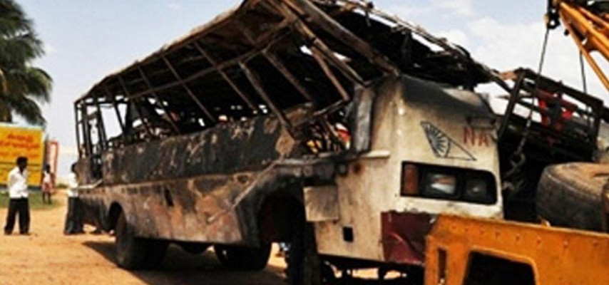 Avtobus yük maşını ilə toqquşdu: 25 ölü