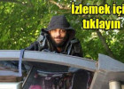 Eşqindən dayanacağın damına çıxdı