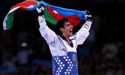 Qızıl medalın sahibi özünə yeni bahalı avtomobil aldı