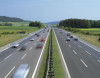Yoldan keçənlərdən pul qazananlar