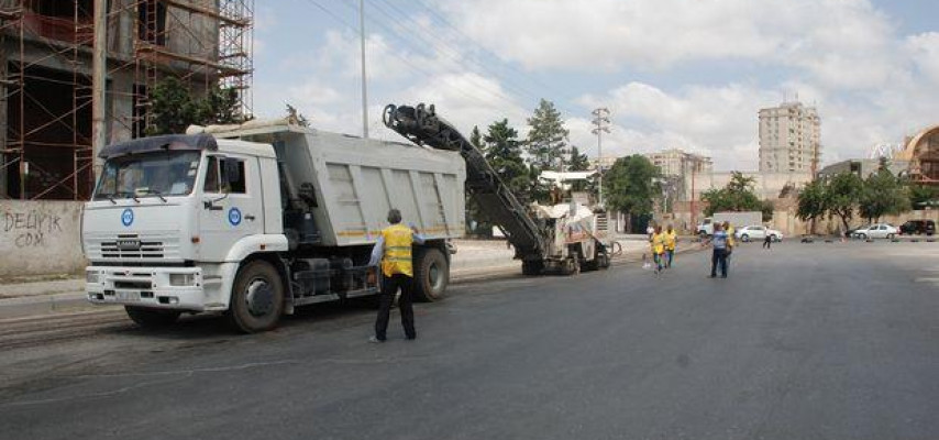 Binəqədidə daha bir küçə təmir olunur