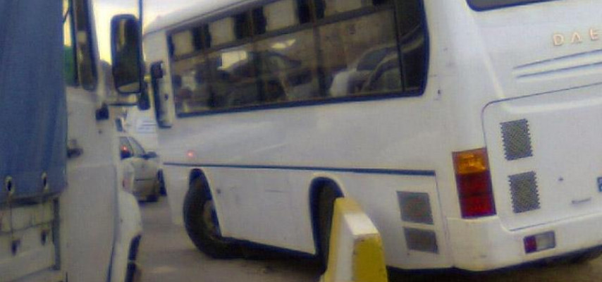 Rəisin avtomobili sərnişin avtobusu ilə toqquşdu