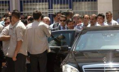 Baş nazirin avtomobil kortejində qəza: yaralılar var