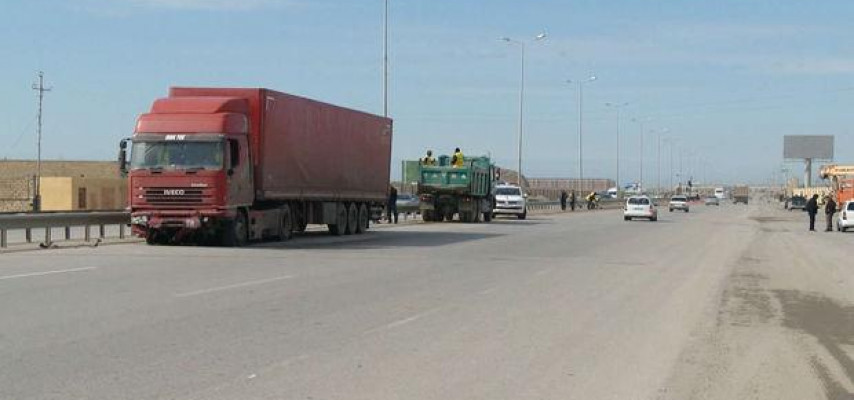 Yük maşınlarının gündüz saatlarında Bakıya girişinə qadağa