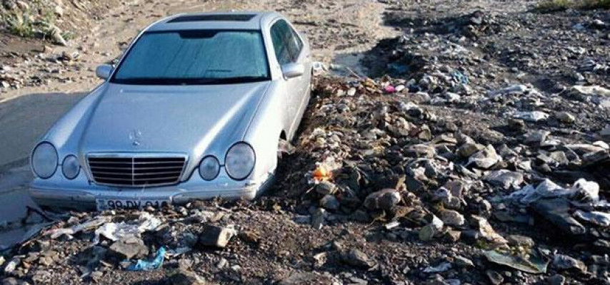 Qəbələni sel basdı; maşınlar bu hala düşdü – FOTO