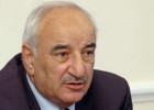 Abid Şərifov rayon maşınlarından danışdı