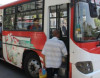 Avtobusda bunu da gördük