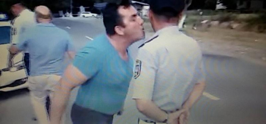 Məzəli reyd və polisin üzünə üfürüb söyüşə keçənlər