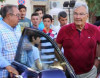 Siyasətçinin maşınını taladılar