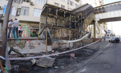 Avtomobil piyada keçidini bu hala saldı  + VİDEO