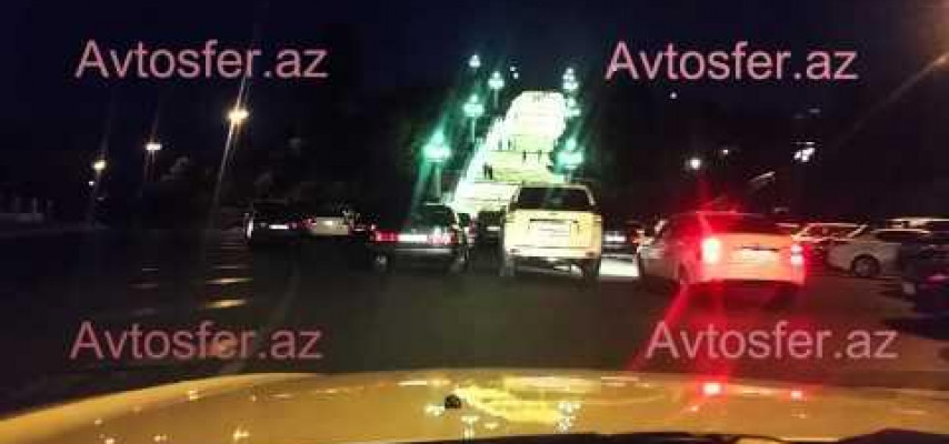 Yol polisinin kamerası qarşısında kütləvi qayda pozuntusu – Bakıda