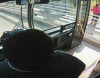 Avtobus sürücüsü intihar edən qızı belə xilas etdi