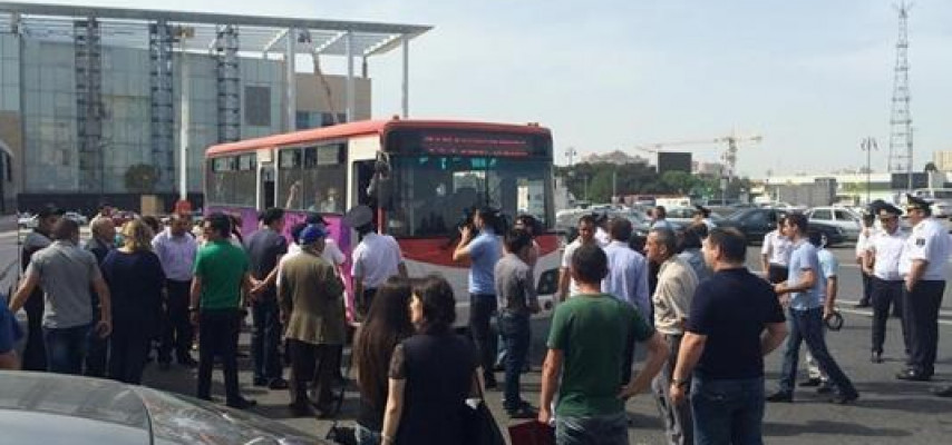 Avtobuslara qarşı kütləvi reydlərə start verildi – Şikayəti olanlar zəng etsin