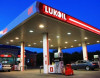 «LUKoil»də yanacağı belə kəsirlər – ŞOK fırıldağın üstü açıldı