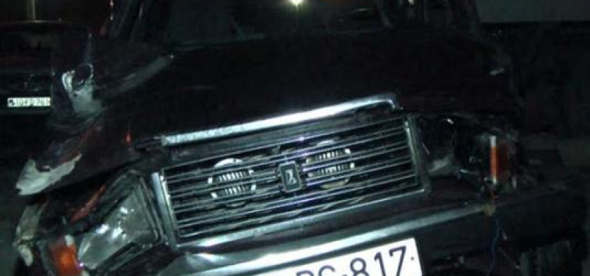 Xətaidə "VAZ 2107" aşdı, sürücü ağır yaralandı