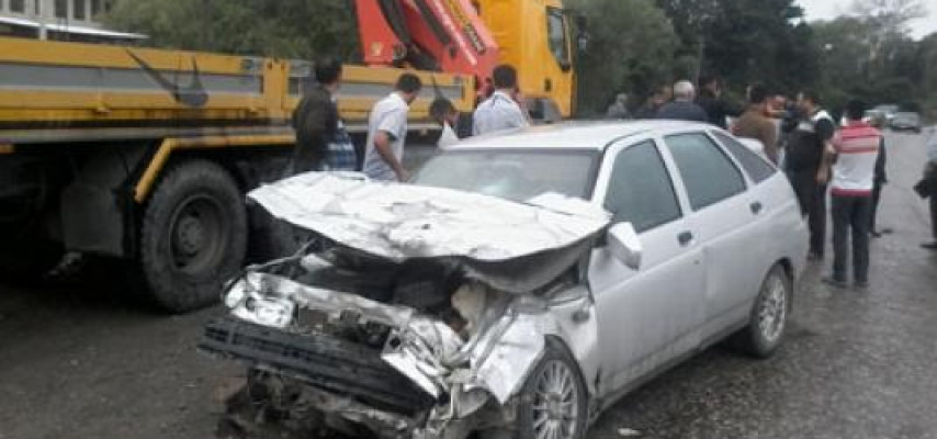 Hava şəraiti qəzaya səbəb oldu: 3 yaralı