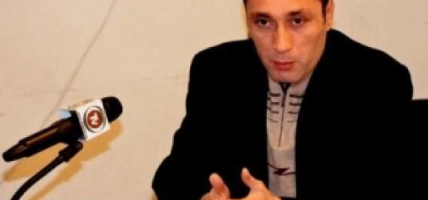 Həkim sayt redaktorunu maşınla vurub qaçdı