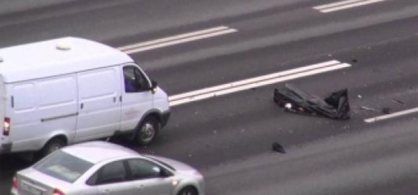 Avtobus ağır qəza törətdi: qadın yaralandı