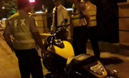 Bakıda daha bir bayker-yol polisi mübahisəsi