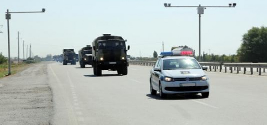 Hərbi maşın karvanına girən sürücüləri bu cəzalar gözləyir - DİQQƏT