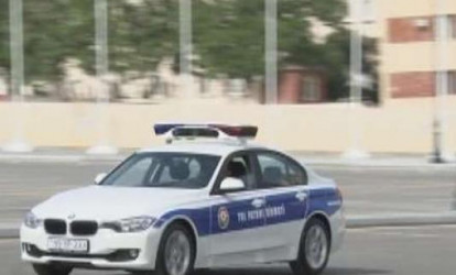 Bakıda «Niva»nı saxlayan yol polisini döydülər