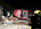 Avtobus yük maşını ilə toqquşdu -12 ölü, 19 yaralı