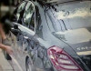 210 minlik «Mercedes-AMG» zay çıxdı, əzib yola atdı