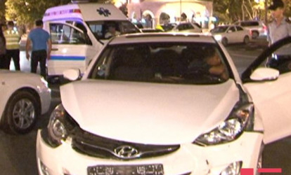«Azneft»də "Hyundai" «Mitsubishi"ni aşırdı: 1 yaralı