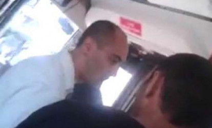 Polis ödəniş etmədən avtobusa mindi, mübahisə düşdü – Bakıda