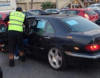 Yol polisləri qaçan sürücünü saxlamaq üçün yolu bağladı