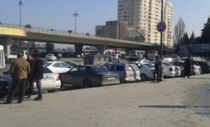 "20 Yanvar"da qanunsuz sərnişindaşıma və "qarğa bazarı"