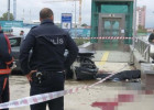 Maşın metronun girişinə çırpılıb: bir nəfər ölüb