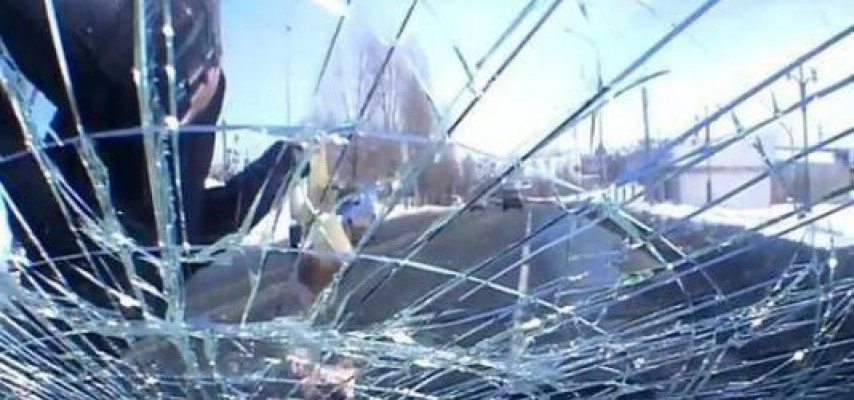 Bakıda piyada özünü maşının altına atdı