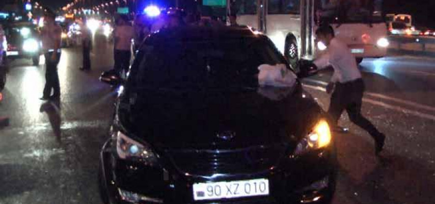 «Hyundai»la «KİA» toqquşdu; «07» də onları «qucaqladı»
