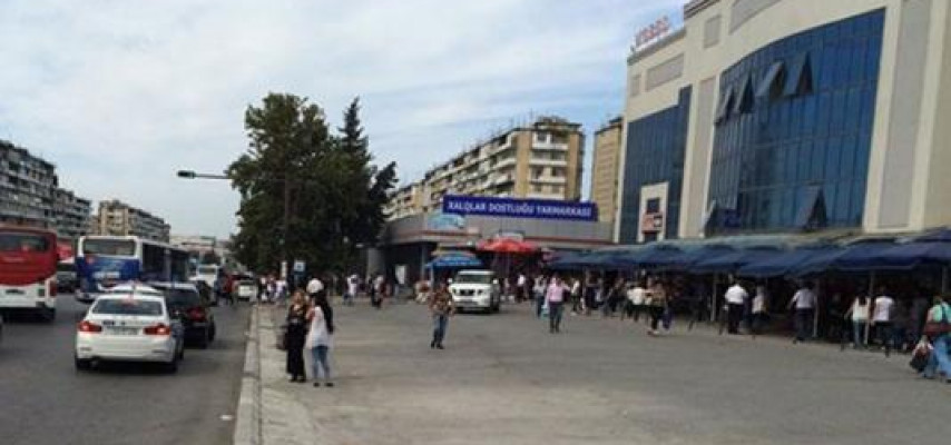 Satıcılarla polis arasında gərginlik - Parkomat davası