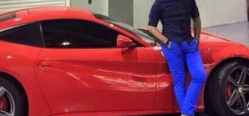 Ziya Məmmədovun qardaşı oğlu "Ferrari" aldı  
