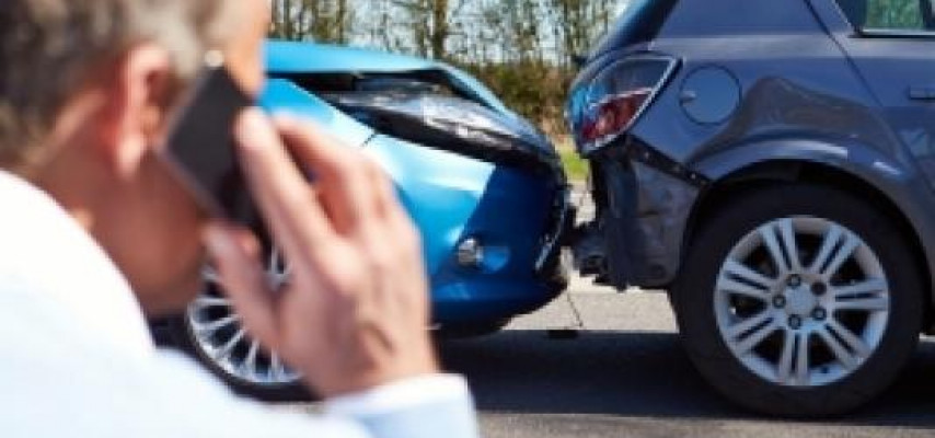 Xaçmazda iki avtomobil toqquşub, xəsarət alan var