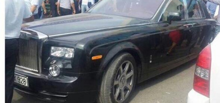Bu «Rolls Royce» kimindir; icra başçısının, yoxsa biznesmenin?