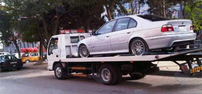 Yol polisi qanunsuz evakuasiya zamanı yaxalandı