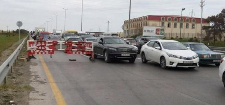 Bakının rəisi əmr verdi: dərhal cərimə meydanına aparılsın
