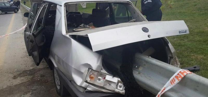 Sumqayıt yolunda dəhşət– Dəmir lövhə sürücünün ayağını qopardı – FOTO