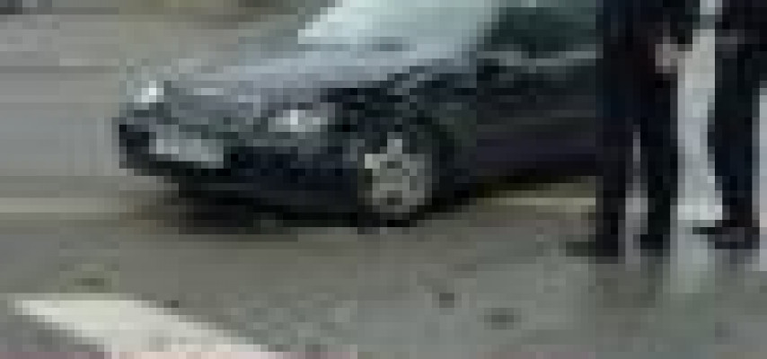 İcra Hakimiyyətinin qarşısında yol qəzası