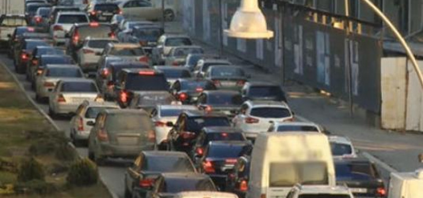 Bakıda sıxlığı rəqəmlərlə azaldacaqlar?