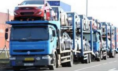 Azərbaycan maşın idxalını 50 faizdən çox azaltdı