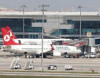 Təyyarəyə gecikən turist aeroportda özünü asdı