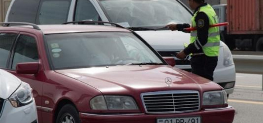 Yol polisi 30 qəpiklik işi 6 manata necə edir?