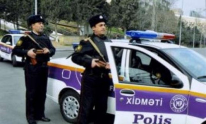 Bakı yollarında avtomatlı polislər görünməyə başladı