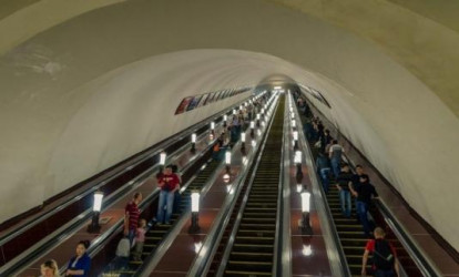 Metroda PİK saatlarda niyə eskalatorlar işləmir? - RƏSMİ AÇIQLAMA