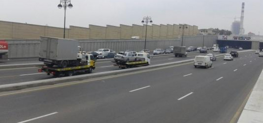 Bakıda tunelin girişində qəza