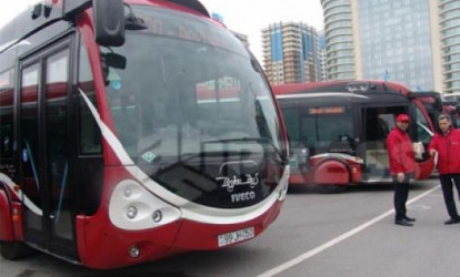 Bakıda sakinlərdən avtobus şikayəti